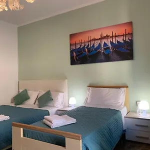 https://venice-night-appartment.hotelslidodijesolo.com