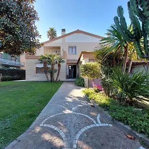 https://house-gisi.it-romehotels.com